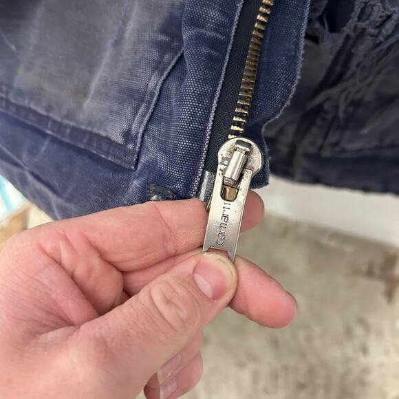 Vintage Carhartt Quilted Artic Jacket “Midnight Navy” C26 MDT - Picture 9 of 10